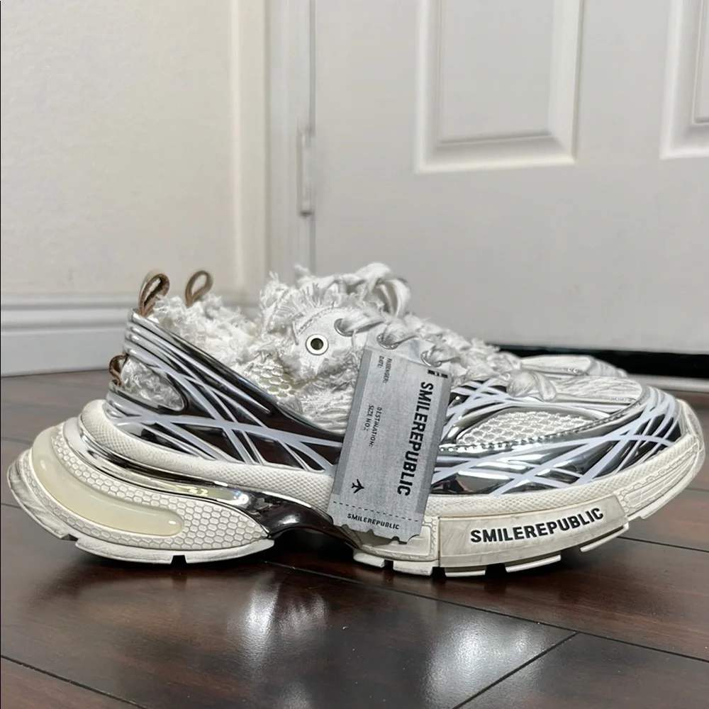 SMILEREPUBLIC Skyline Silver Mesh Chunky Sneakers Dirty size EU 40 US Women 9.5 - Picture 4 of 16